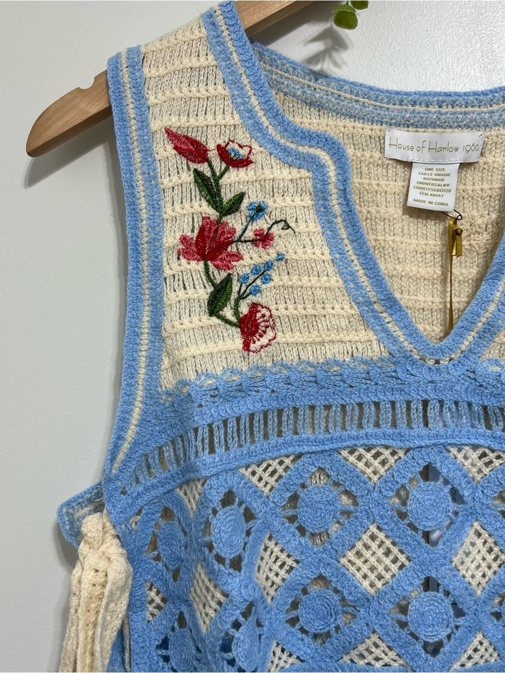 House Of Harlow NWT Boho Festival Crochet Floral Embroidered Tank Top - Picture 3 of 10